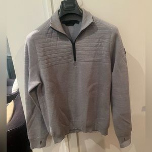 perfect condition Canada goose black label men’s quarter zip gray sweater size M